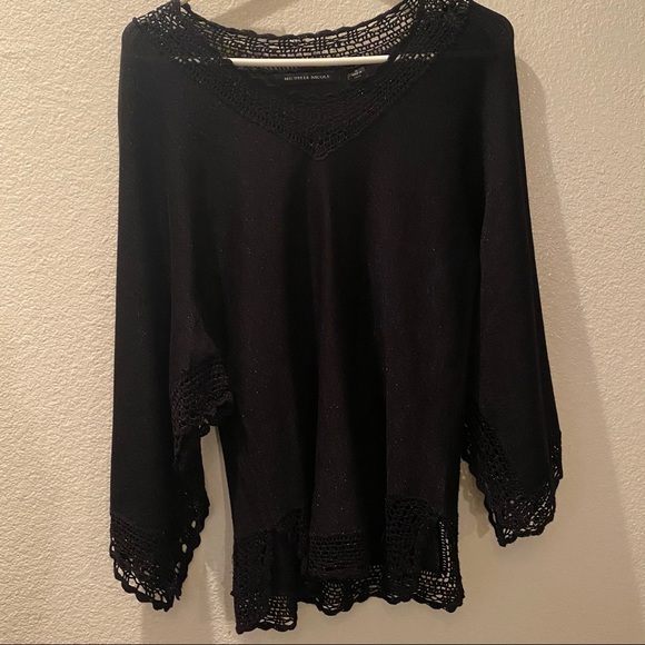 Michelle Nicole Lace Long-Sleeve Top - Picture 3 of 7